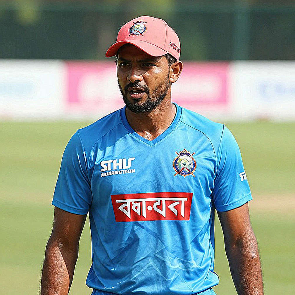 अफ़ग़ानिस्तान बनाम ज़िम्बाब्वे T20I: शारजाह की तीन रातें, नबी का ख़ाली कमरा और ओस का हिसाब